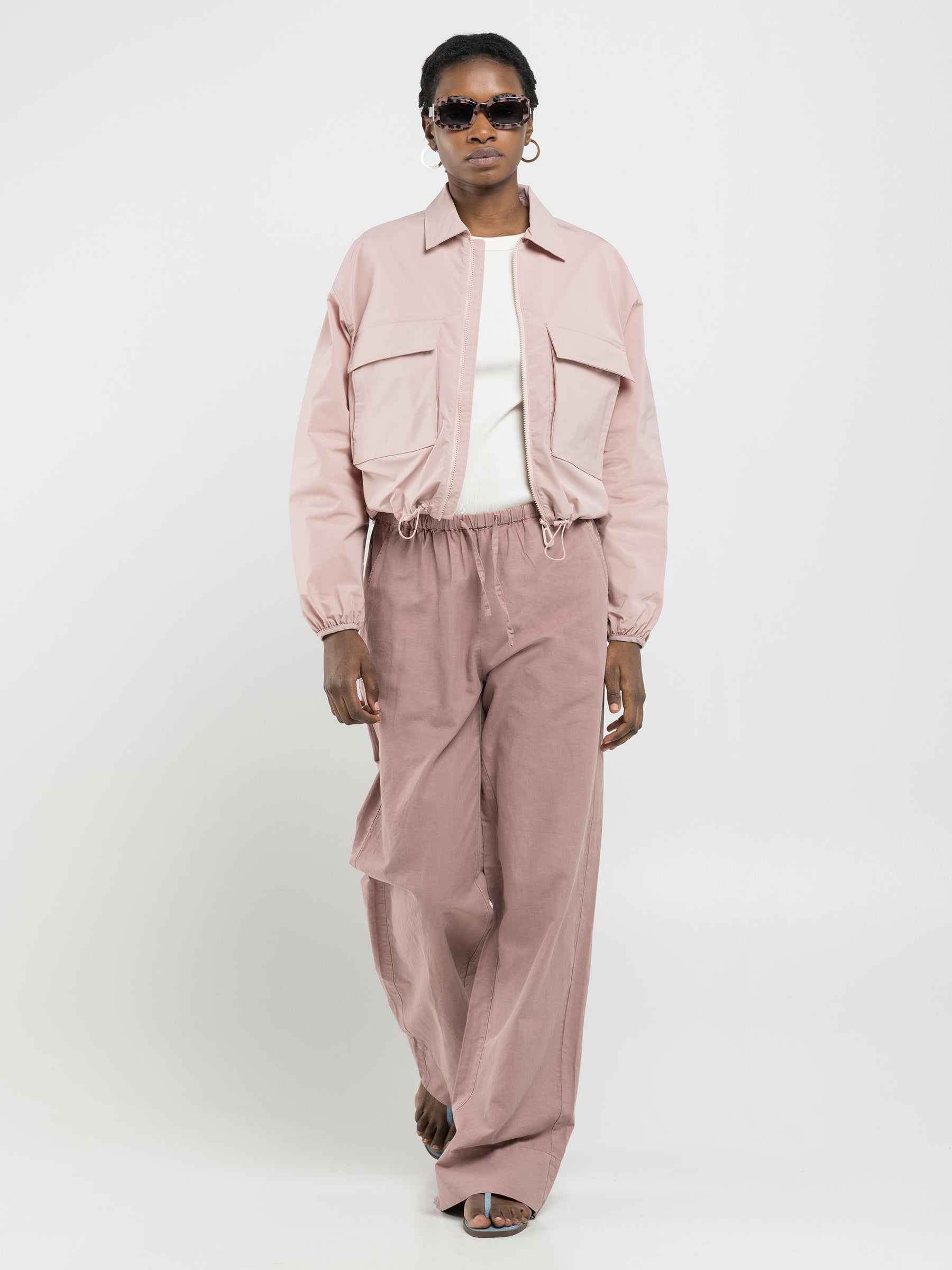 Moteriškos kelnės su linu