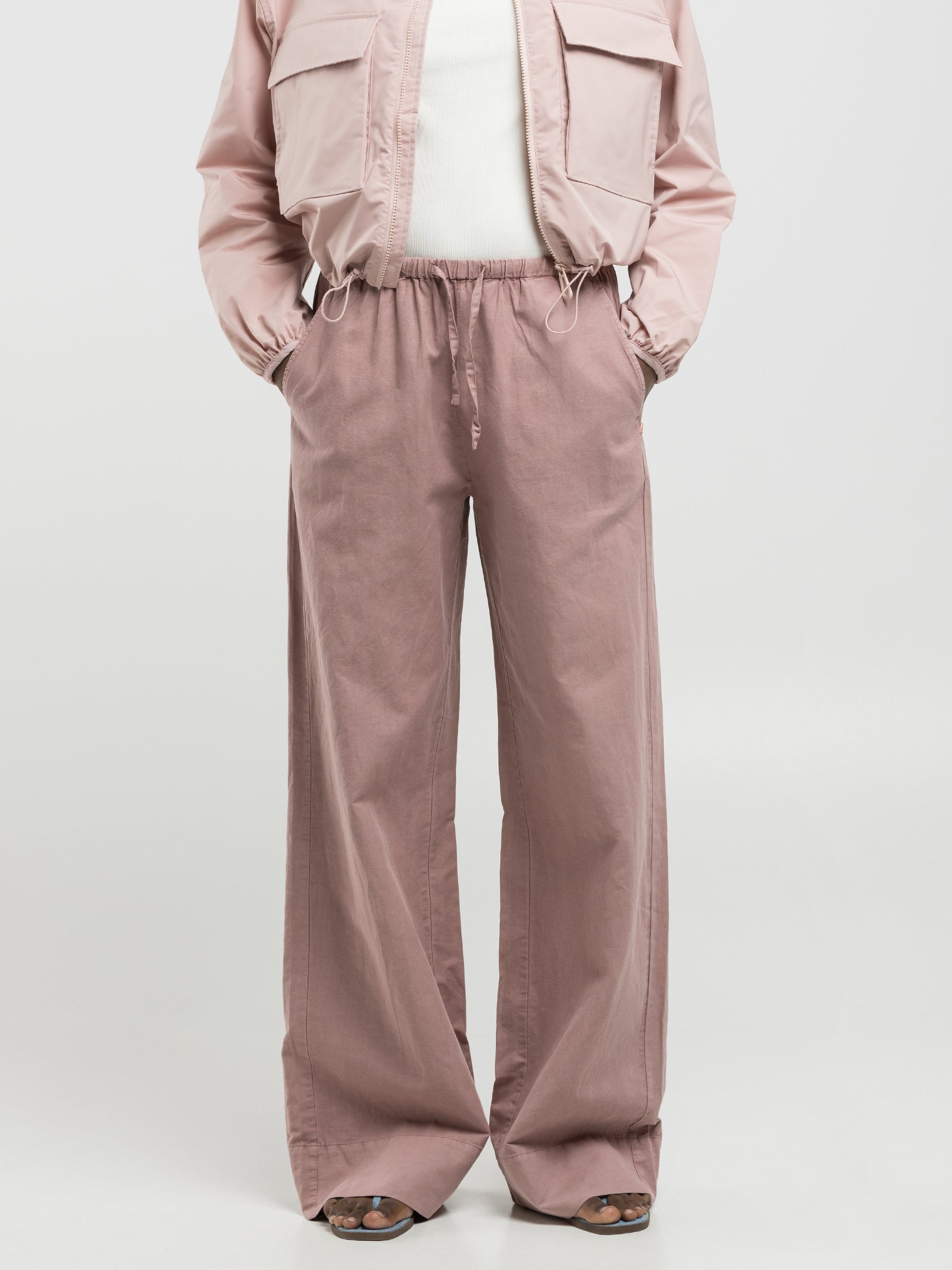 Moteriškos kelnės su linu