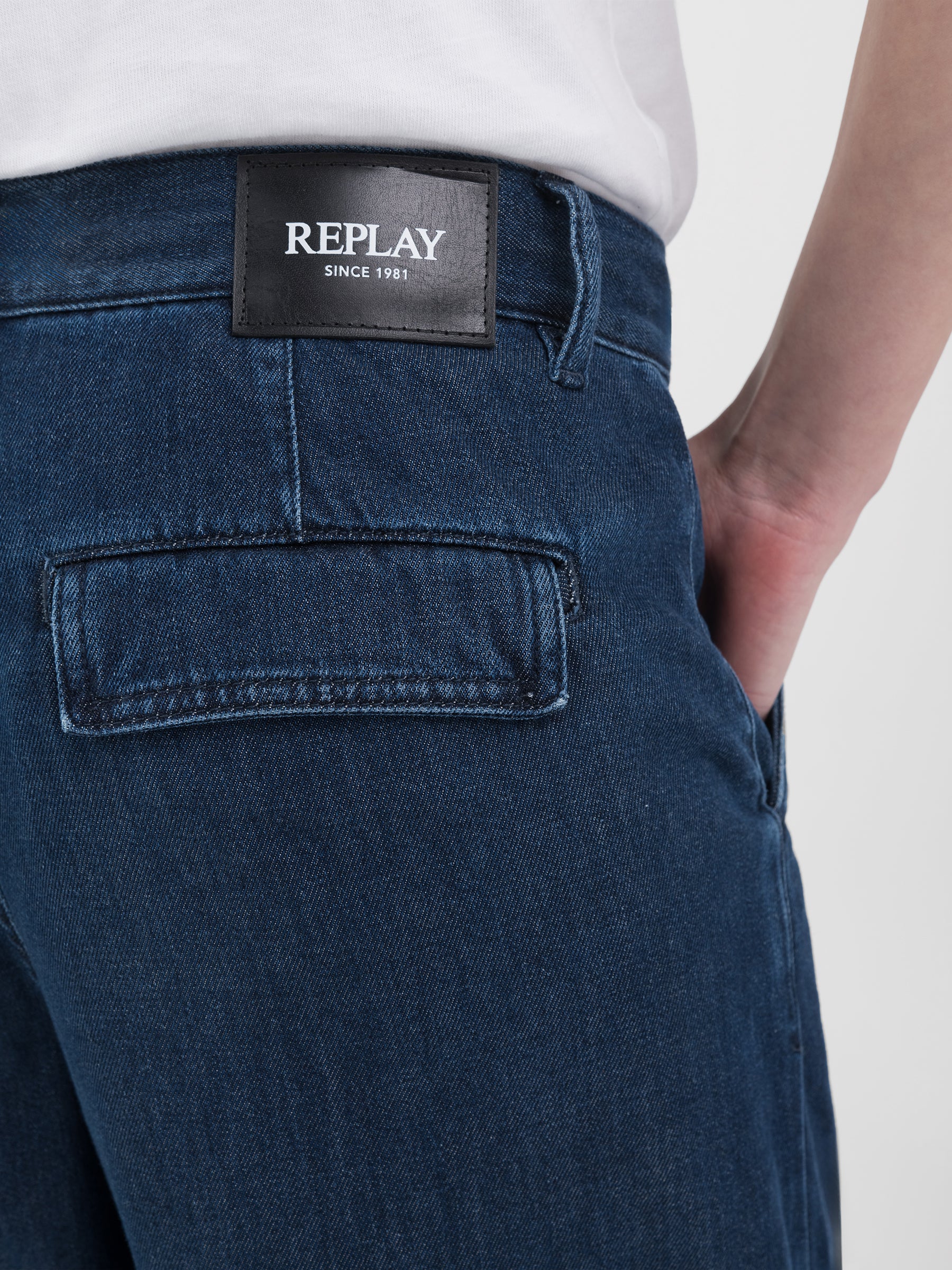 CARGO moteriškos kelnės W8161 .000.616 773 Replay