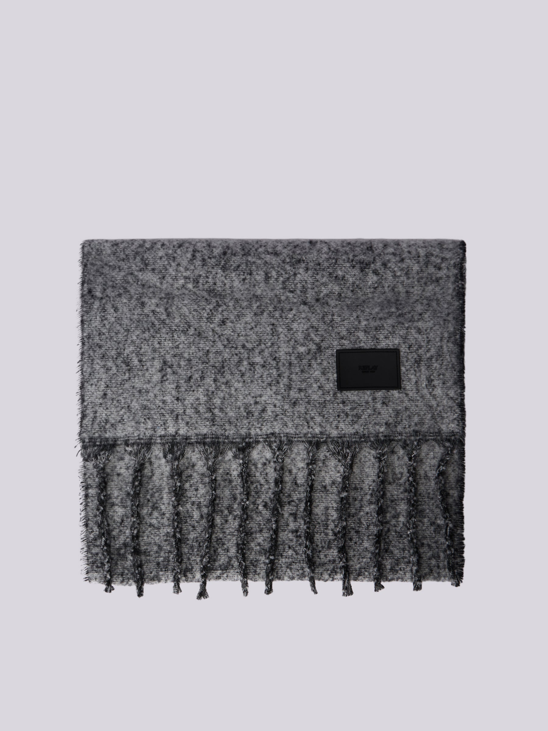 Moteriškas šalikas