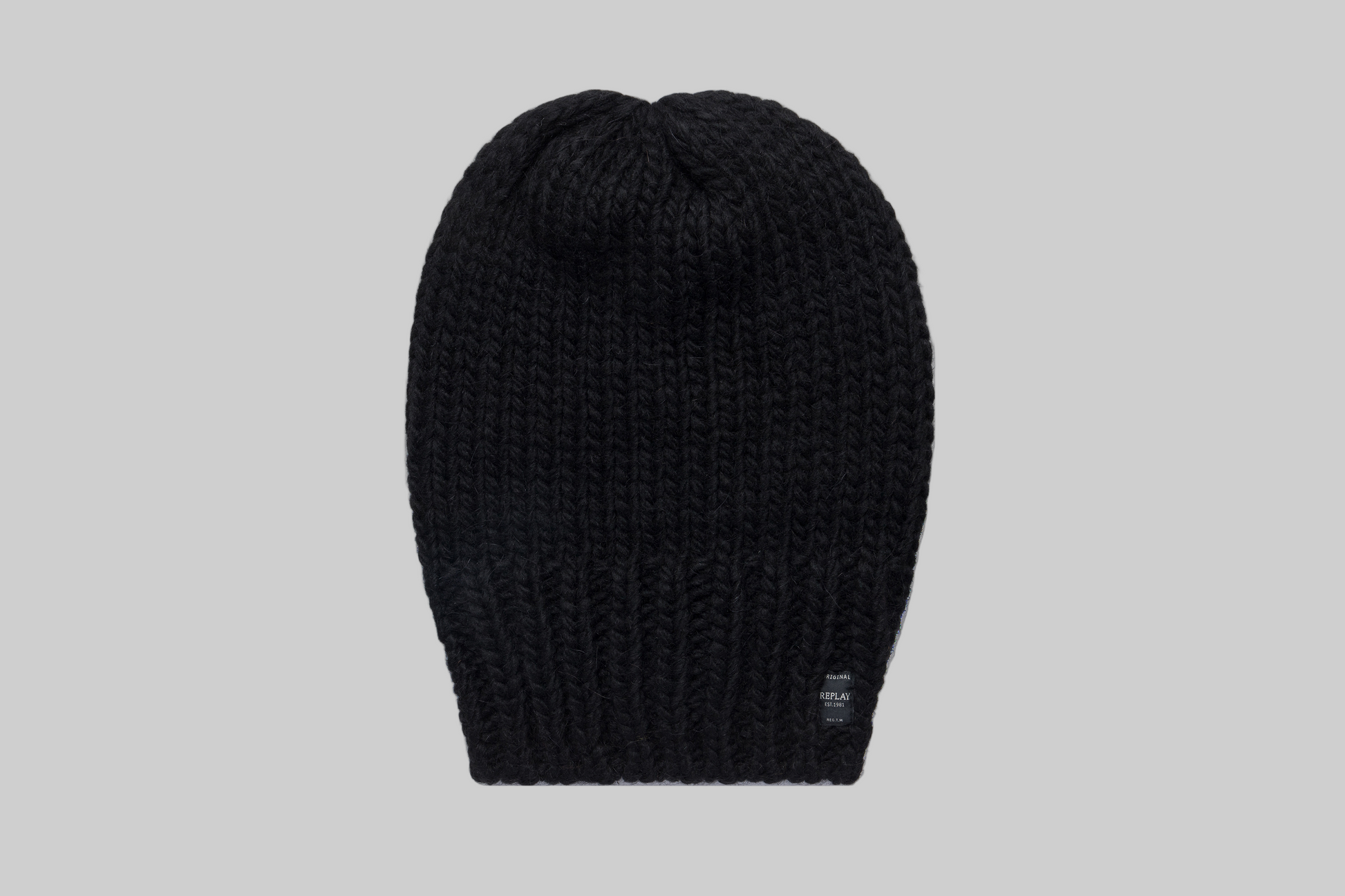 AX4348.000.A7073 "BEANIE kepurė