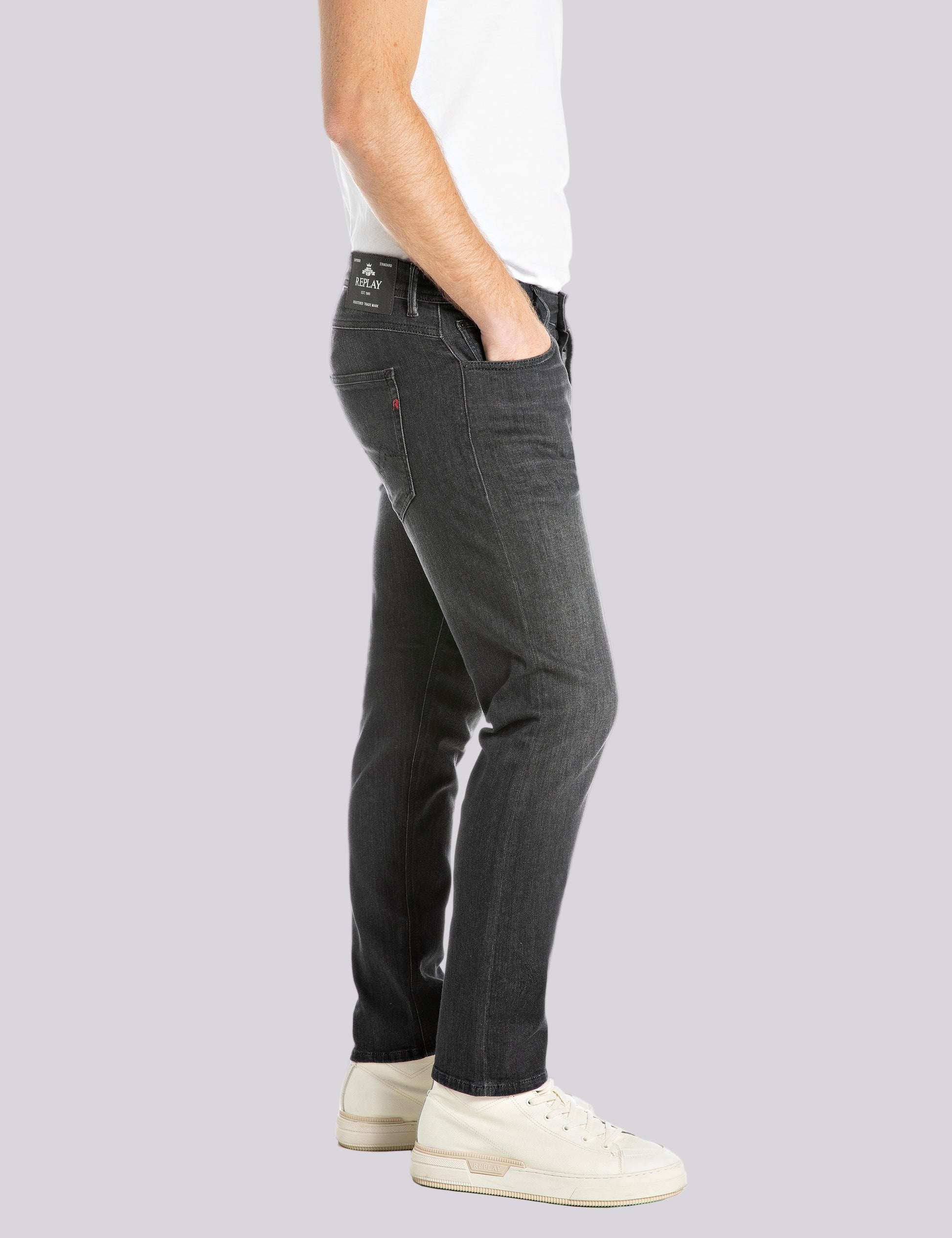 M1008 .000.51A 902