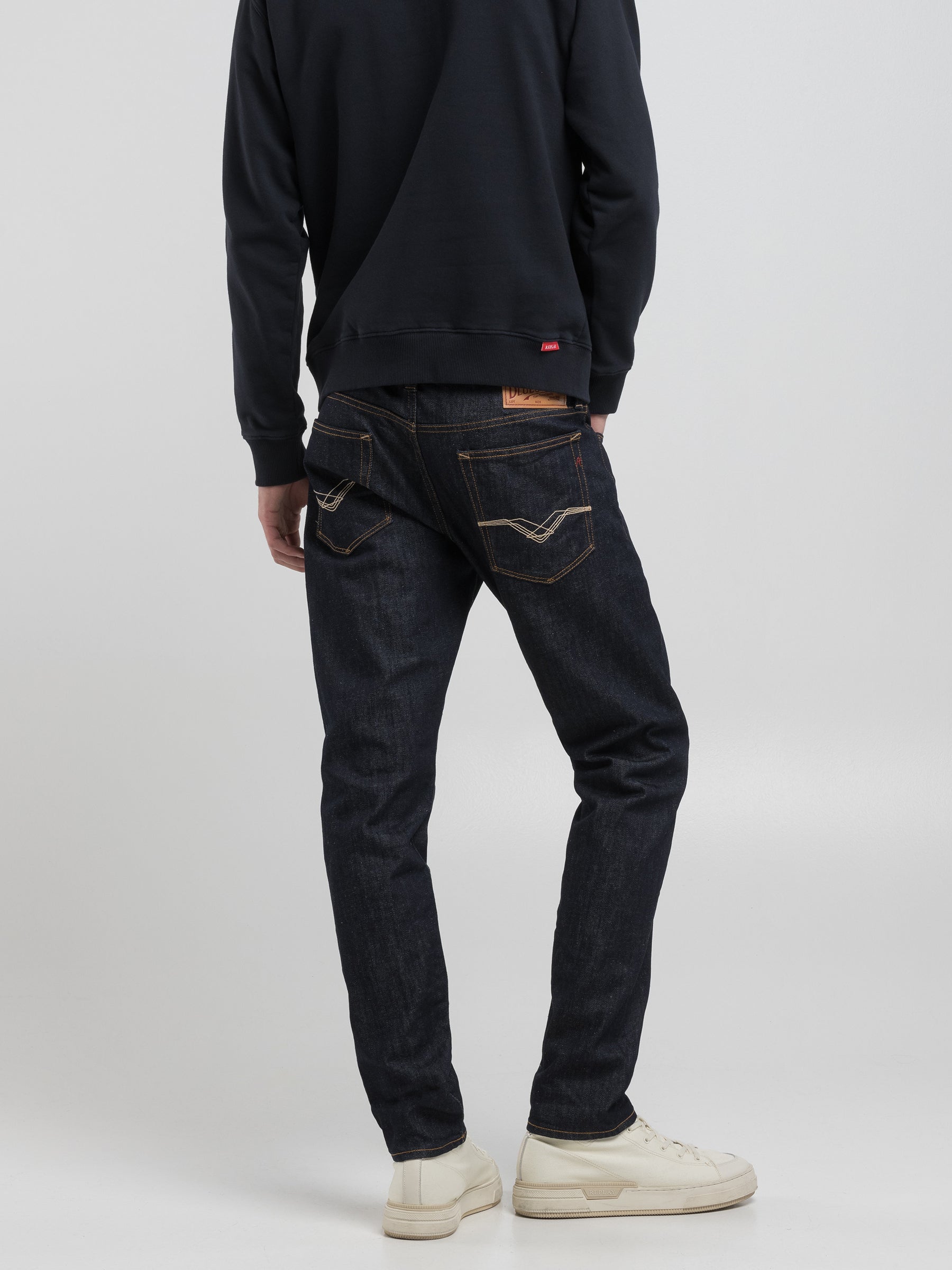 Slim fit vyriški džinsai NEAAL