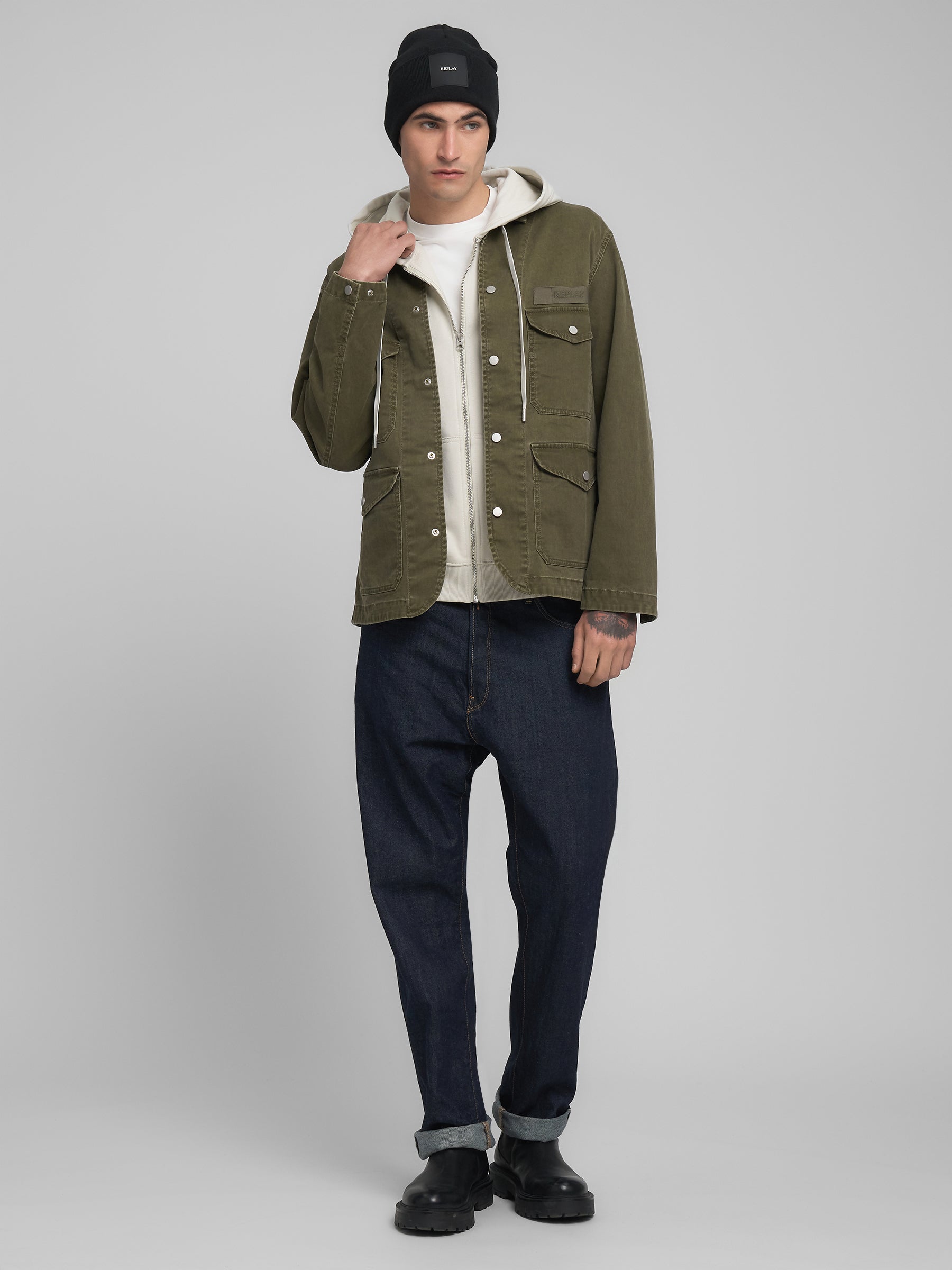 M8495A.000.85393 Švarkas