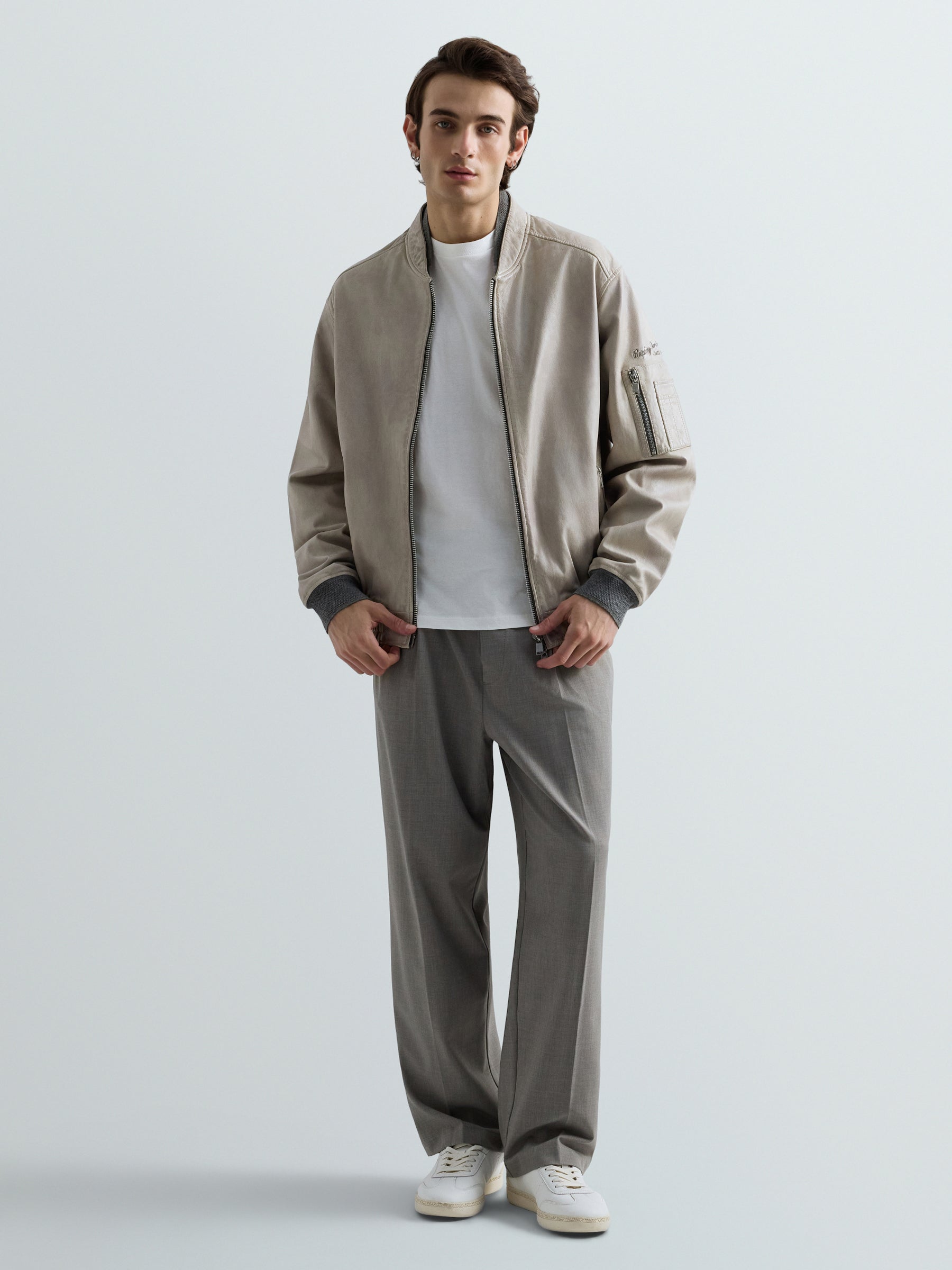 M8531 .000.85540 Odinė striukė