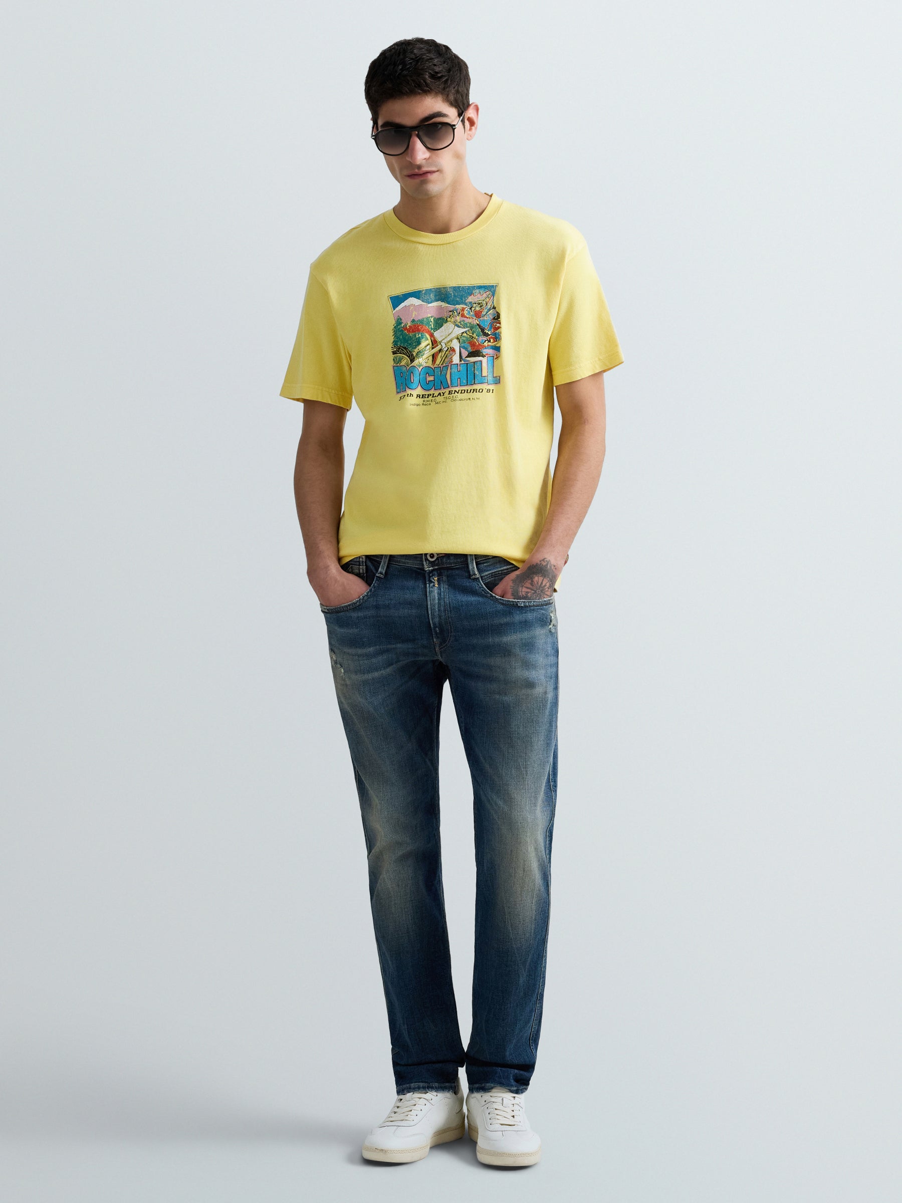 M914Q .000.141 100 Siaurėjantys džinsai