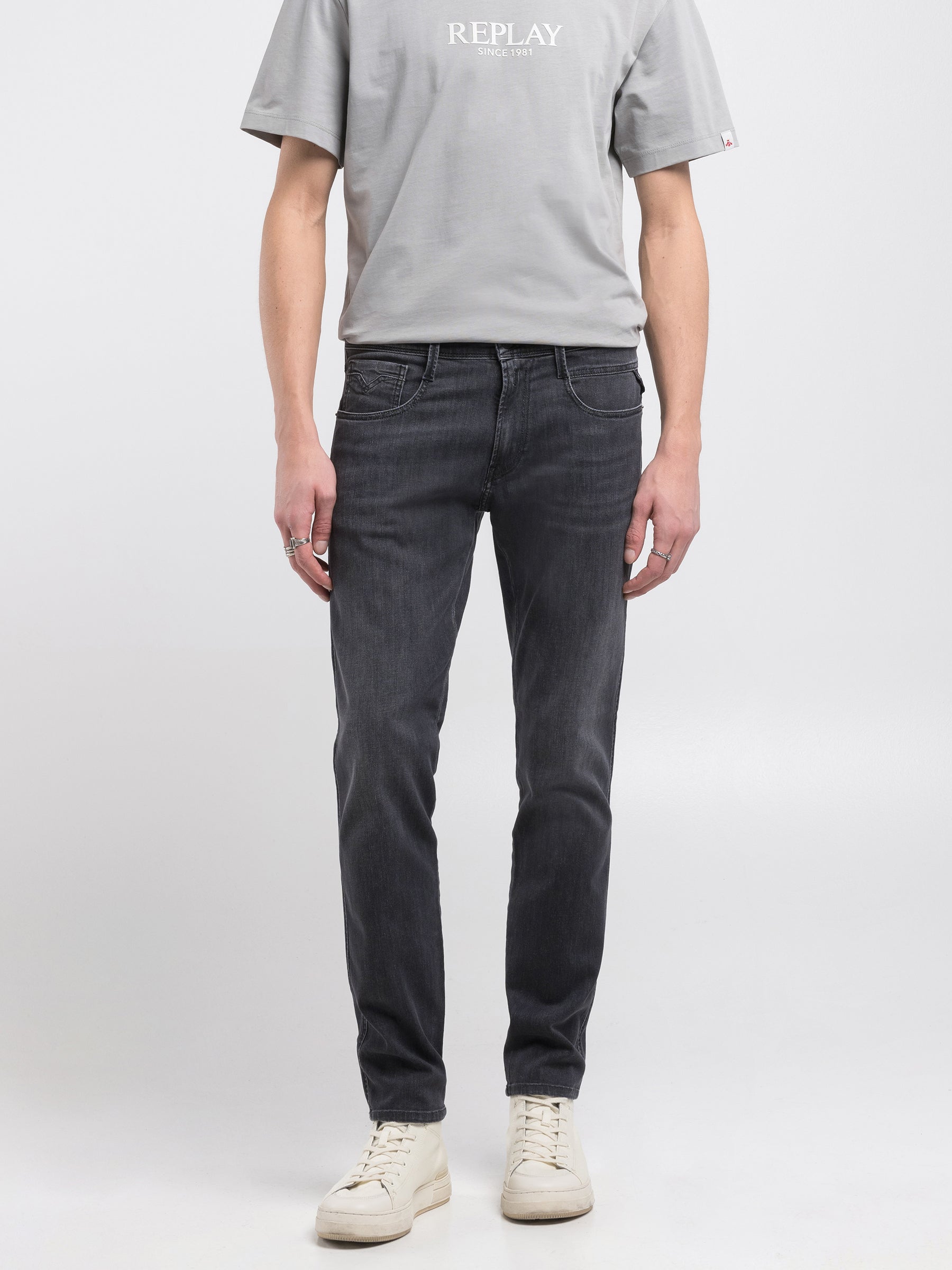 Slim-fit vyriški džinsai ANBASS M914Y .000.51A 872 Replay