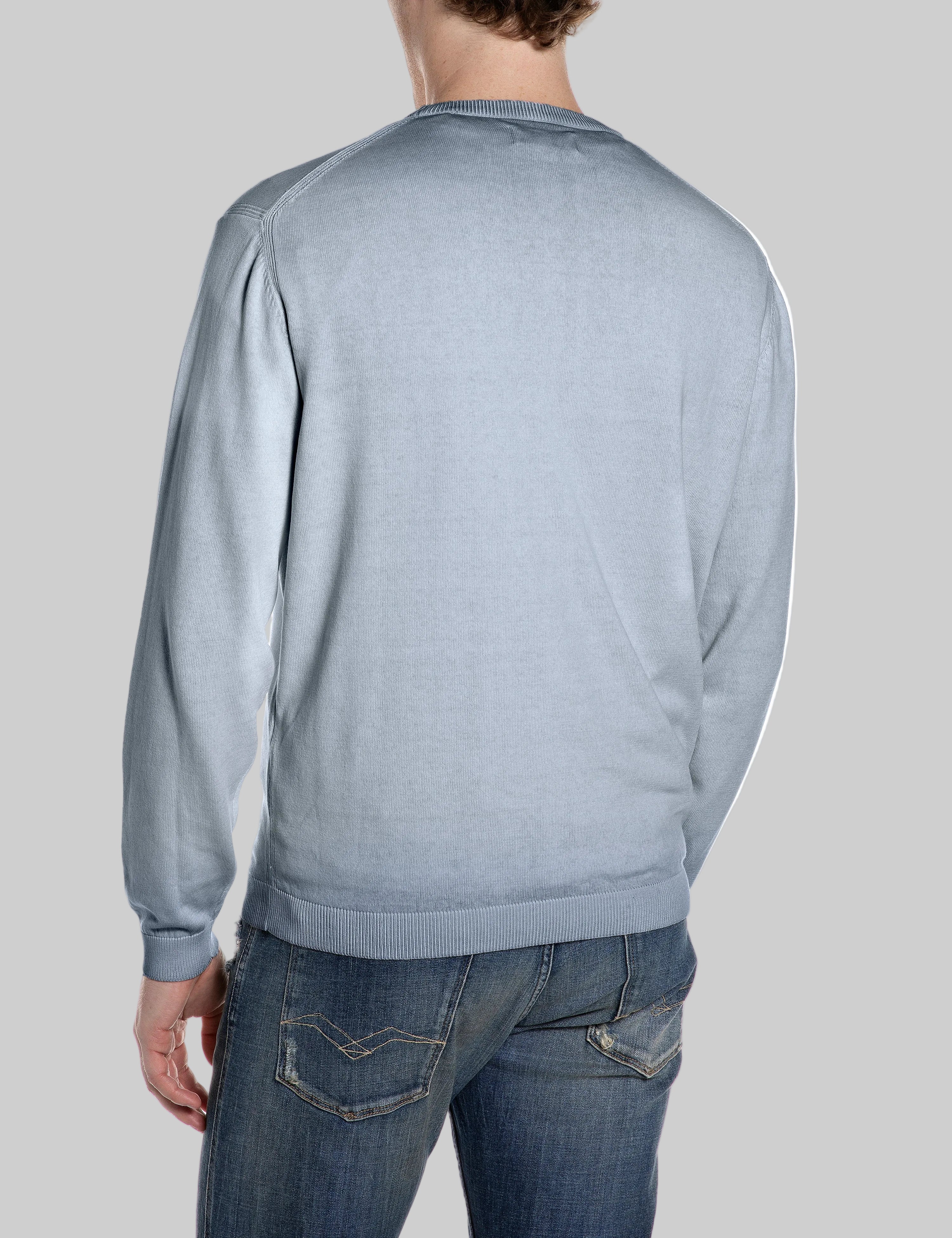 Vyriškas plonas megztinis