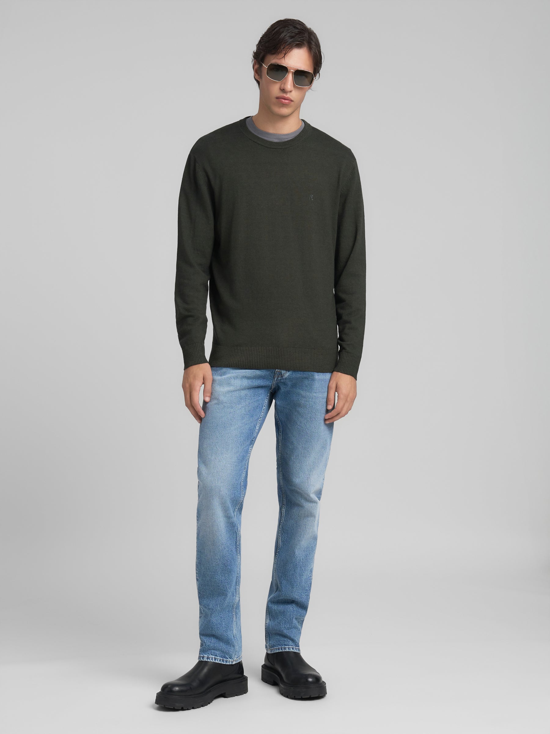 UK4854.000.G21901 Megztinis