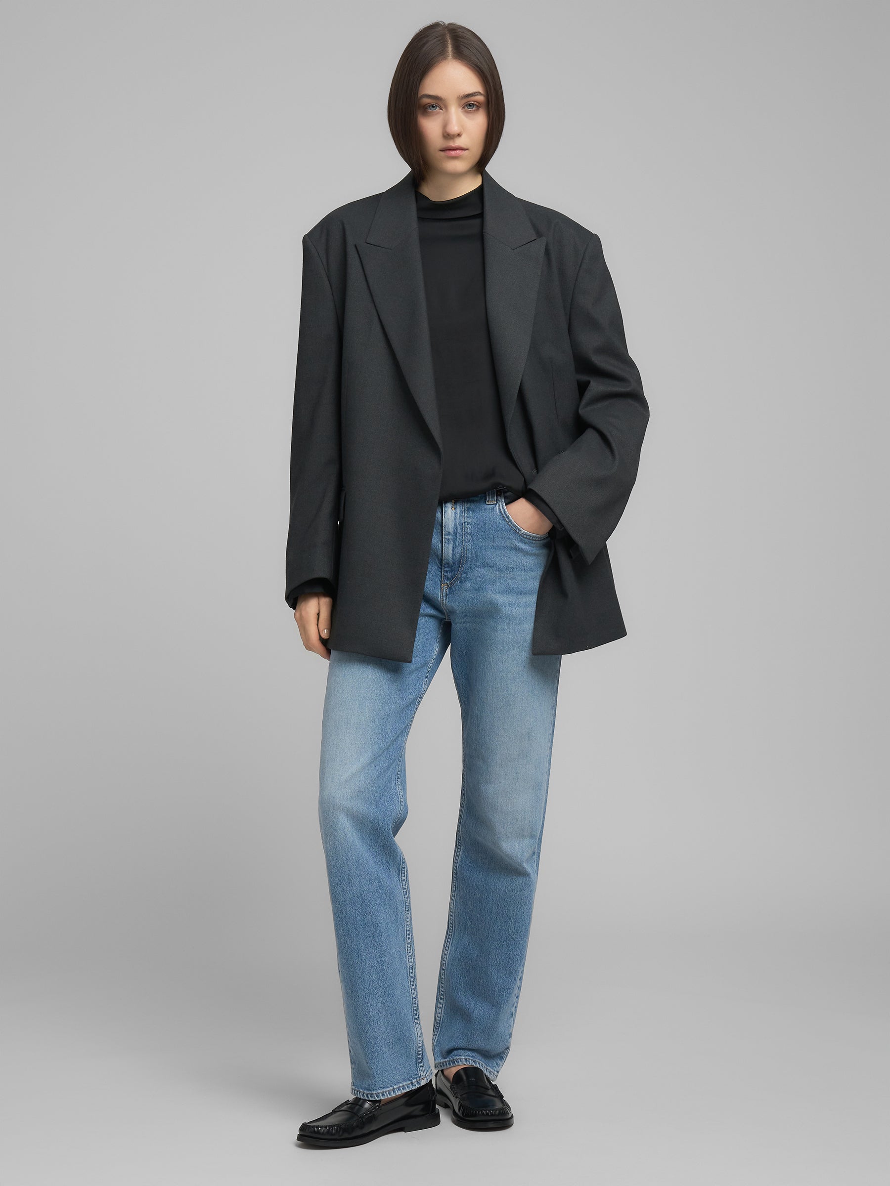 W2175 .000.85370 Palaidinė