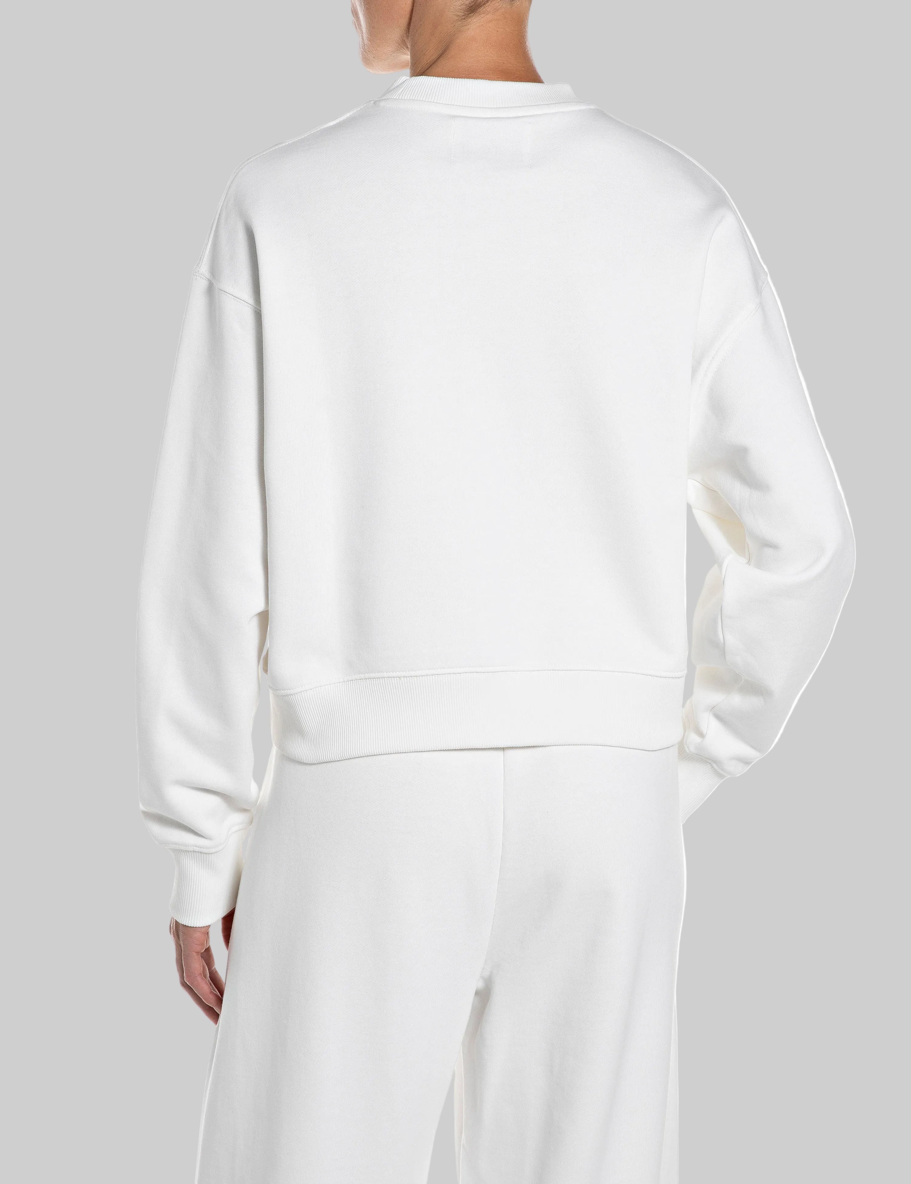 Moteriškas džemperis