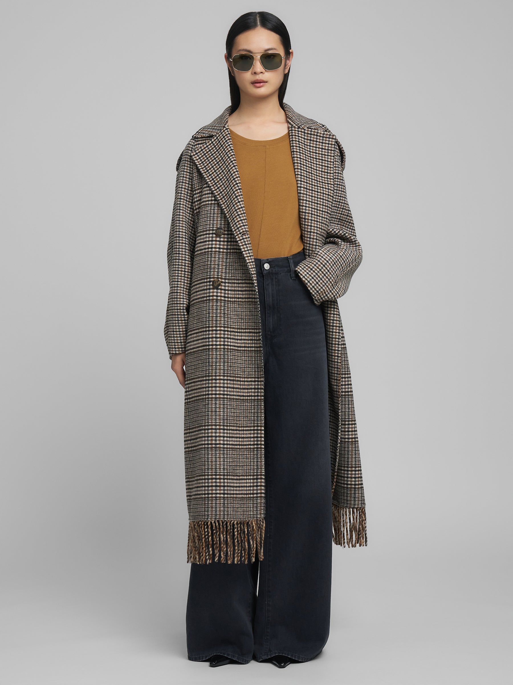 W7915 .000.52806 Ilgas, languotas paltas