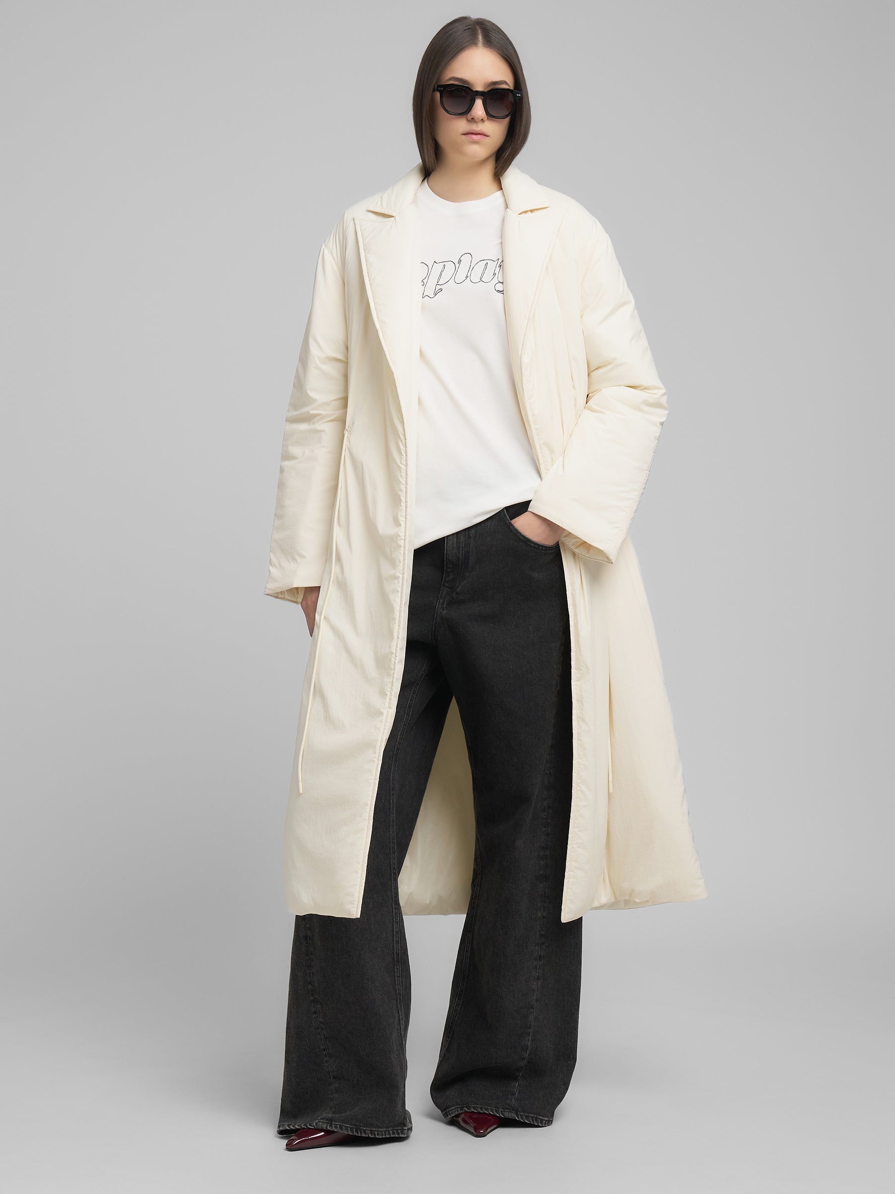 W7919 .000.85272 Ilgas paltas , ilgomis rankovėmis