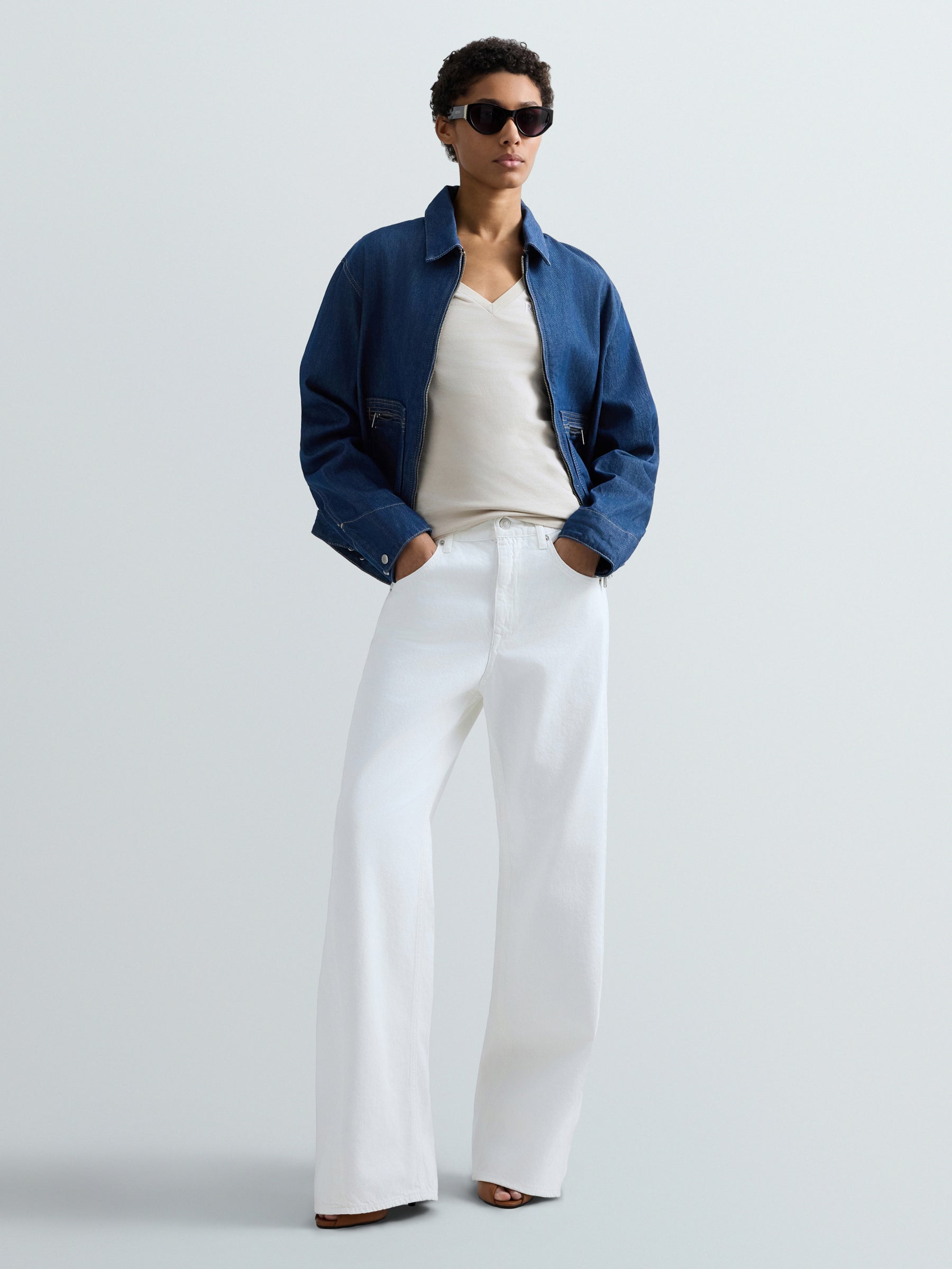 WB520 .000.858001D Platūs džinsai 