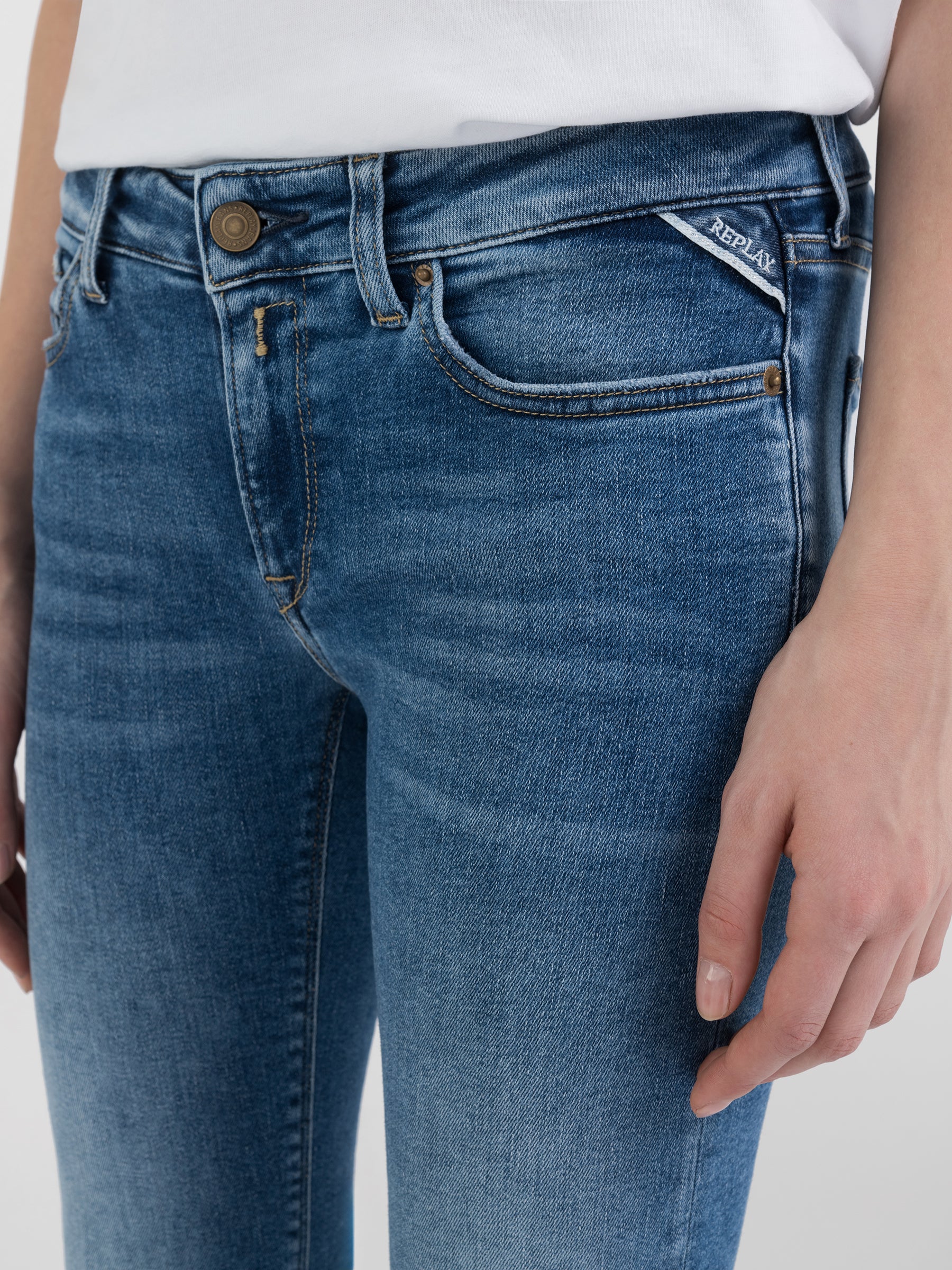 BOOTCUT moteriški džinsai WLH689.000.805 735 NEW LUZ Replay